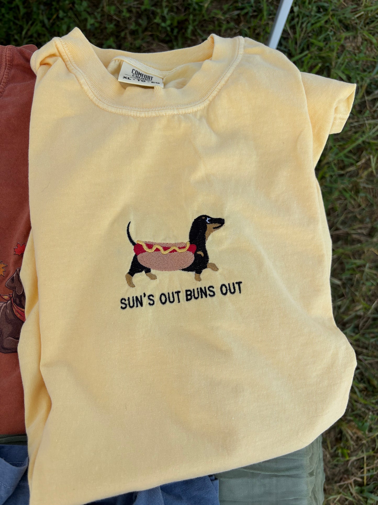 ‘Sun’s out buns out’ Embroidered tee