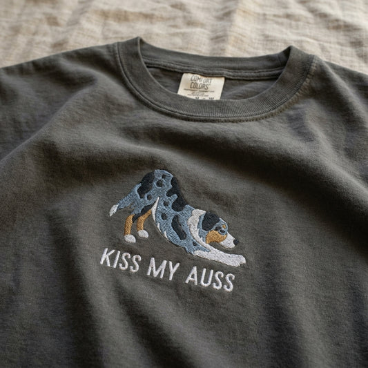 ‘Kiss My Auss’ Aussie Embroidered tee